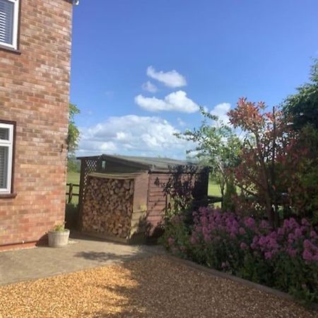 Cotswold Edge Guest Suite With Broadway Hill View Badsey Exteriér fotografie